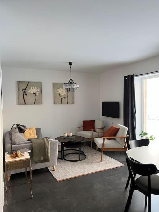 Fint Hus Naera Jaervsoebacken Jarvso Exterior foto