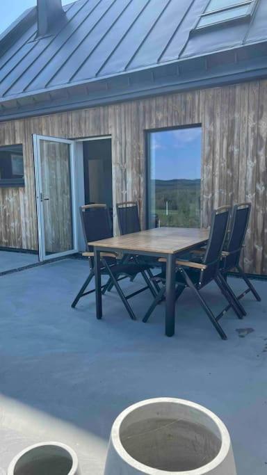 Fint Hus Naera Jaervsoebacken Jarvso Exterior foto
