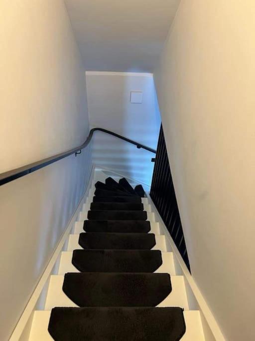 Fint Hus Naera Jaervsoebacken Jarvso Exterior foto